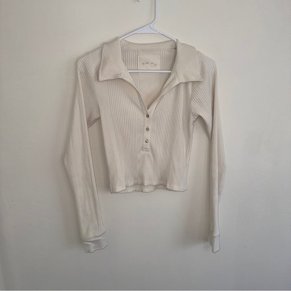 Aerie Cream Beige White Ribbed Longsleeve Collar Medium - Picture 2 of 5